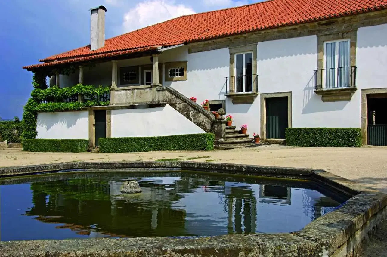 Casa de Vilarinho de São Romão